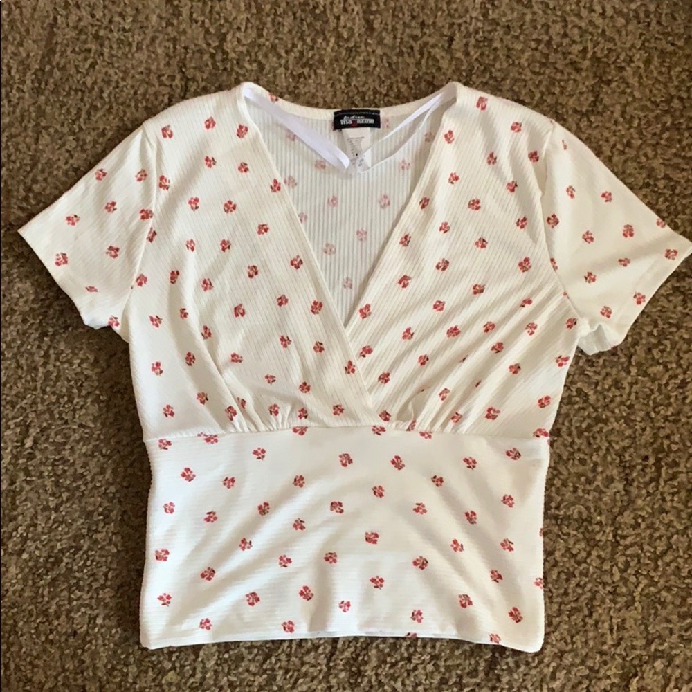 Women’s crop top, fits cute and tight